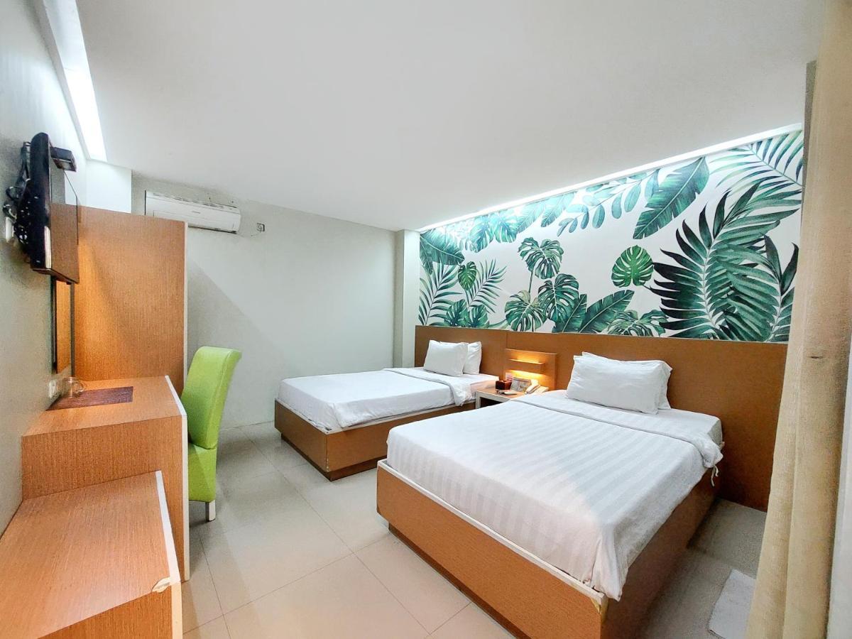 Shinta Guesthouse Malang Eksteriør billede