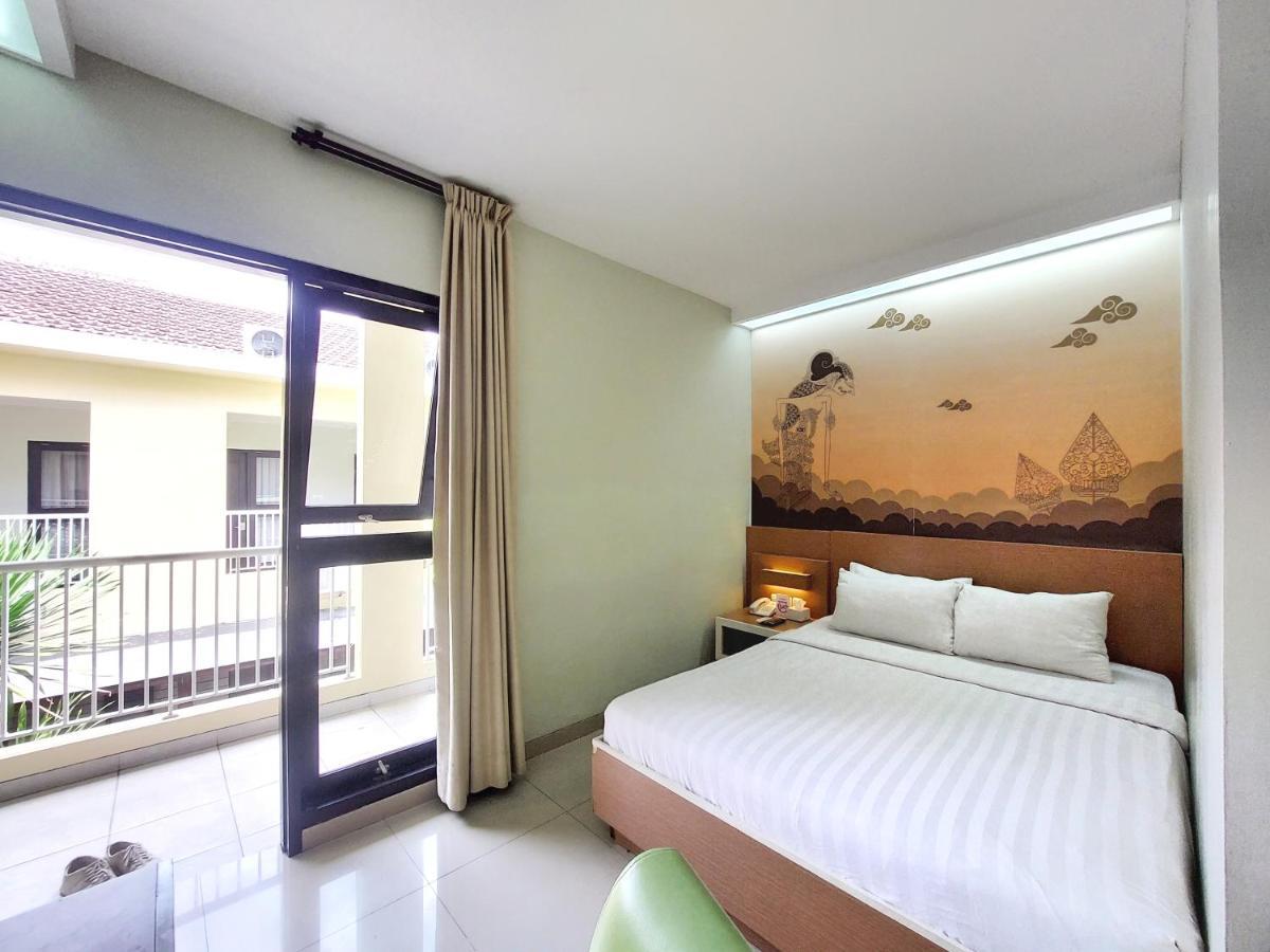 Shinta Guesthouse Malang Eksteriør billede