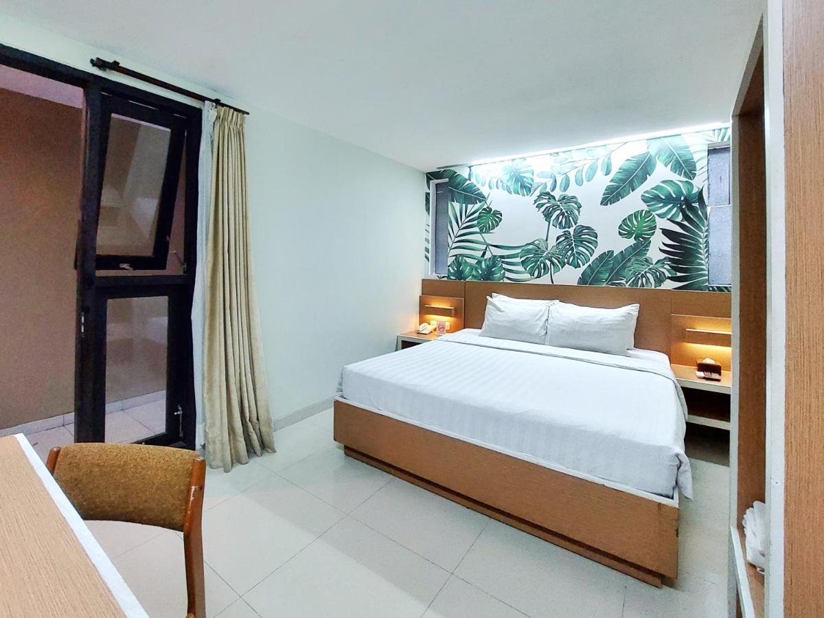Shinta Guesthouse Malang Eksteriør billede